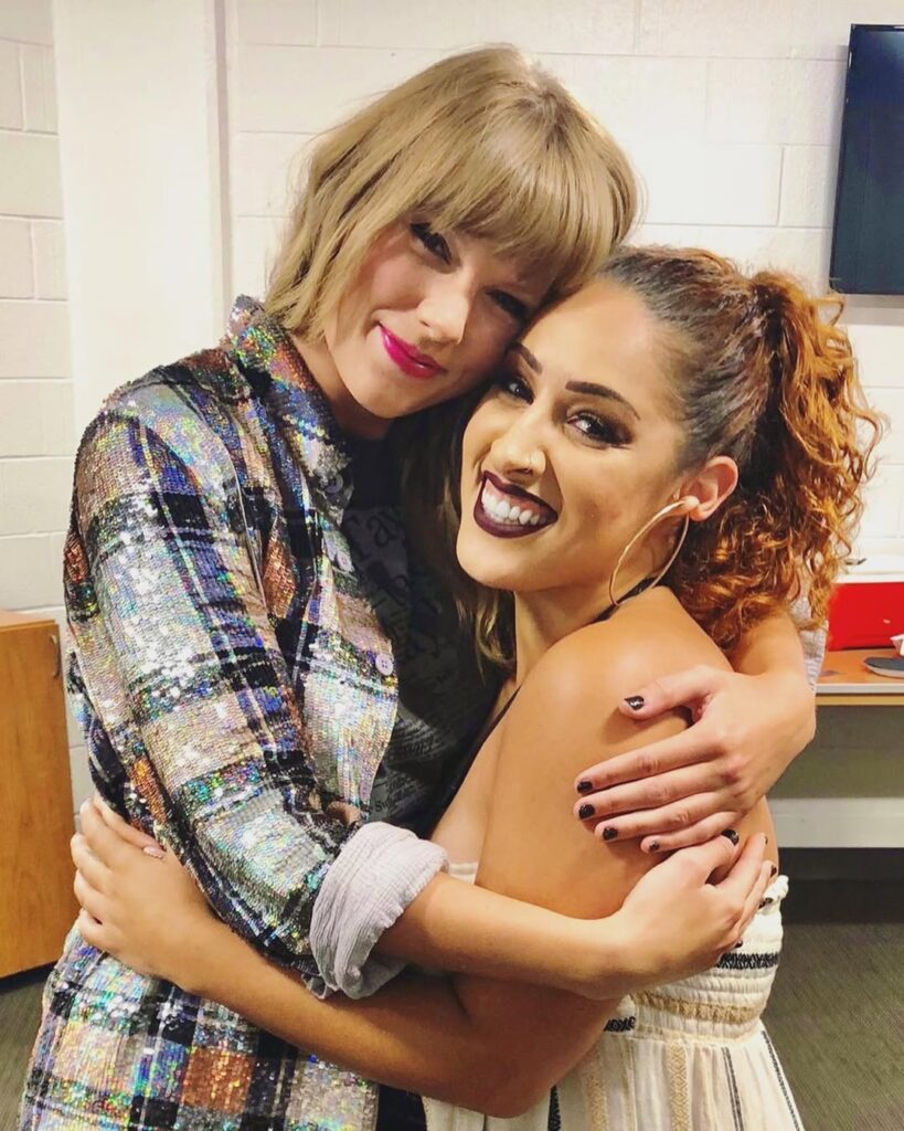 Taylor Swift and Jeslyn Gorman (2018)